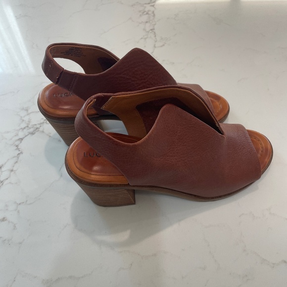 Lucky Brand  Rhazy High Heel Slingback Pump - Picture 1 of 7